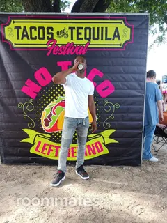 Roommate looking Fort Worth, TX, $300