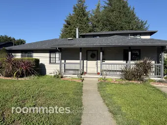 Room for rent in Santa Rosa, CA $784, house
