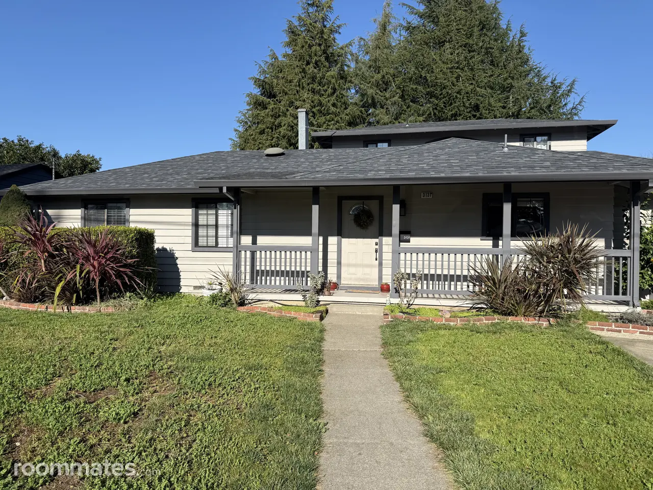 Profile photo 1 of 9