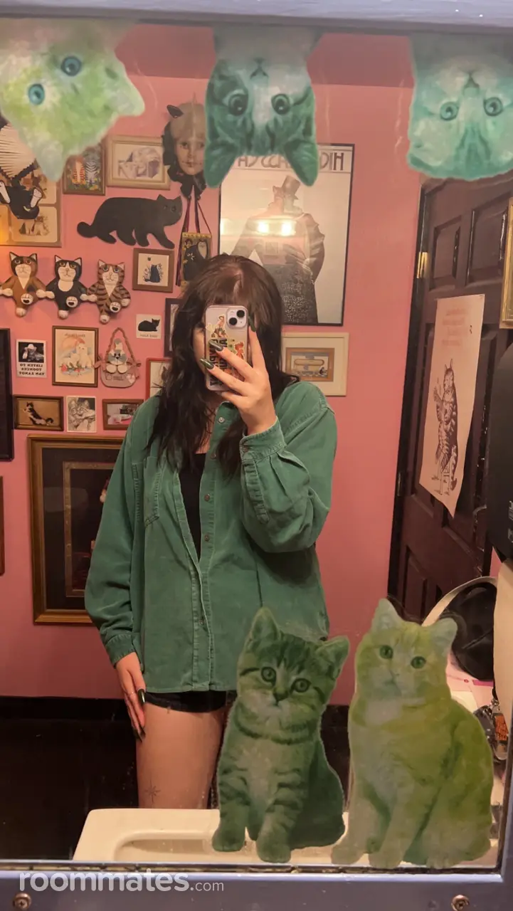 Profile photo 3 of 3