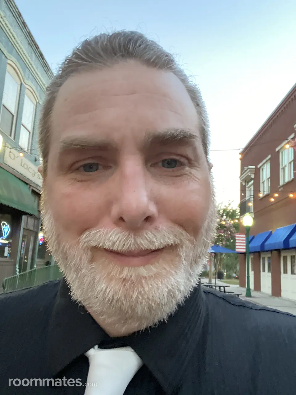 Profile photo 1 of 1