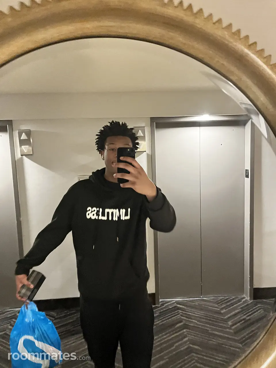 Profile photo 1 of 1