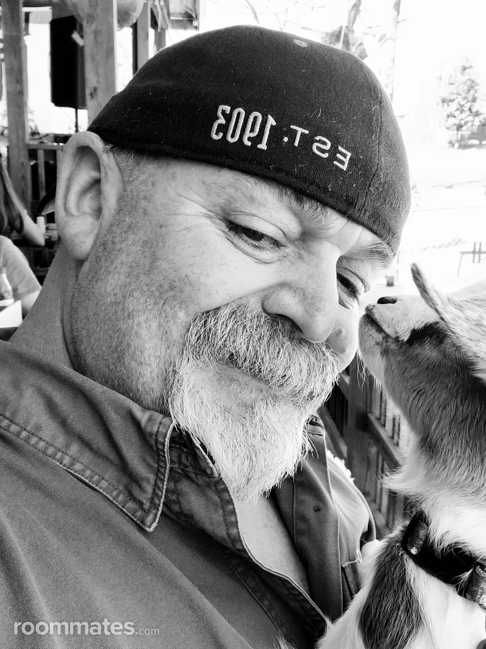 Profile photo 1 of 1