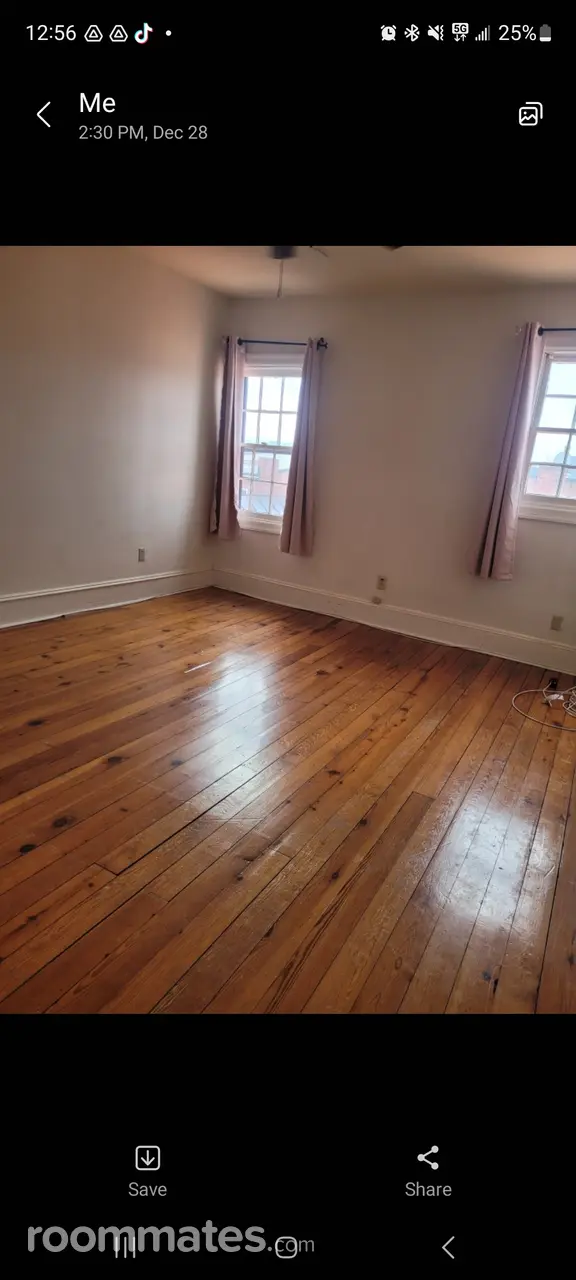 Profile photo 4 of 13