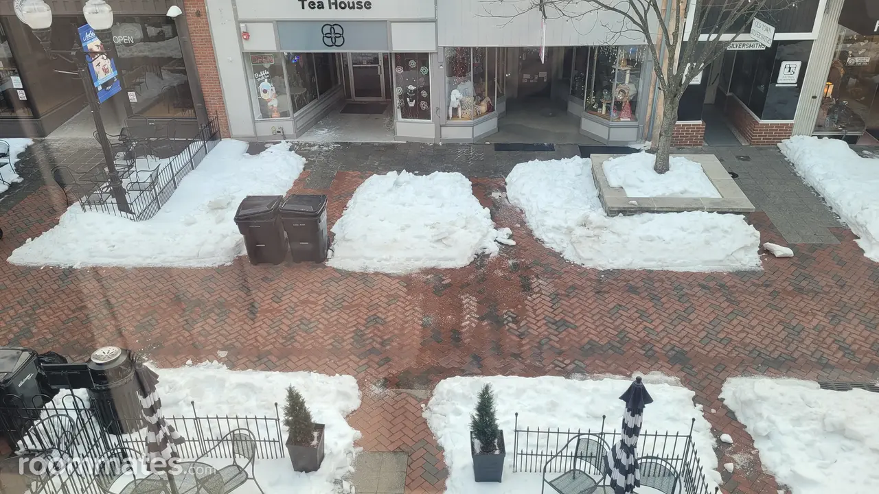 Profile photo 8 of 13