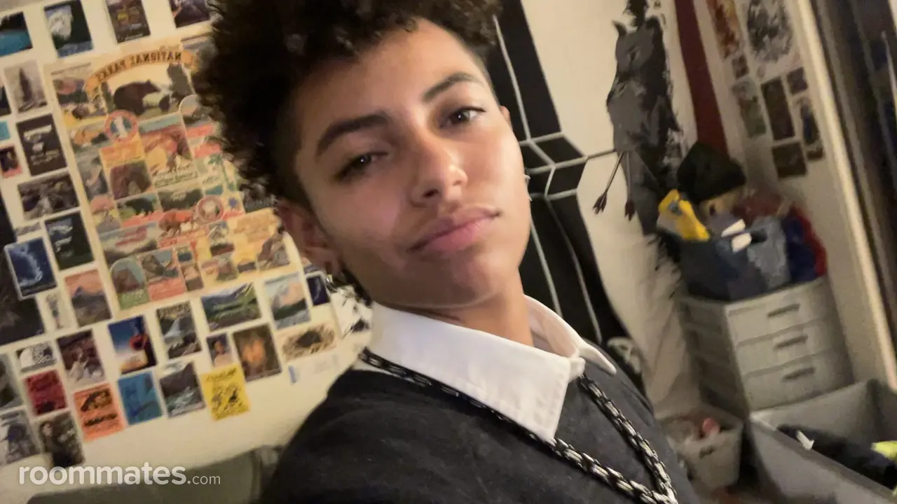 Profile photo 1 of 1