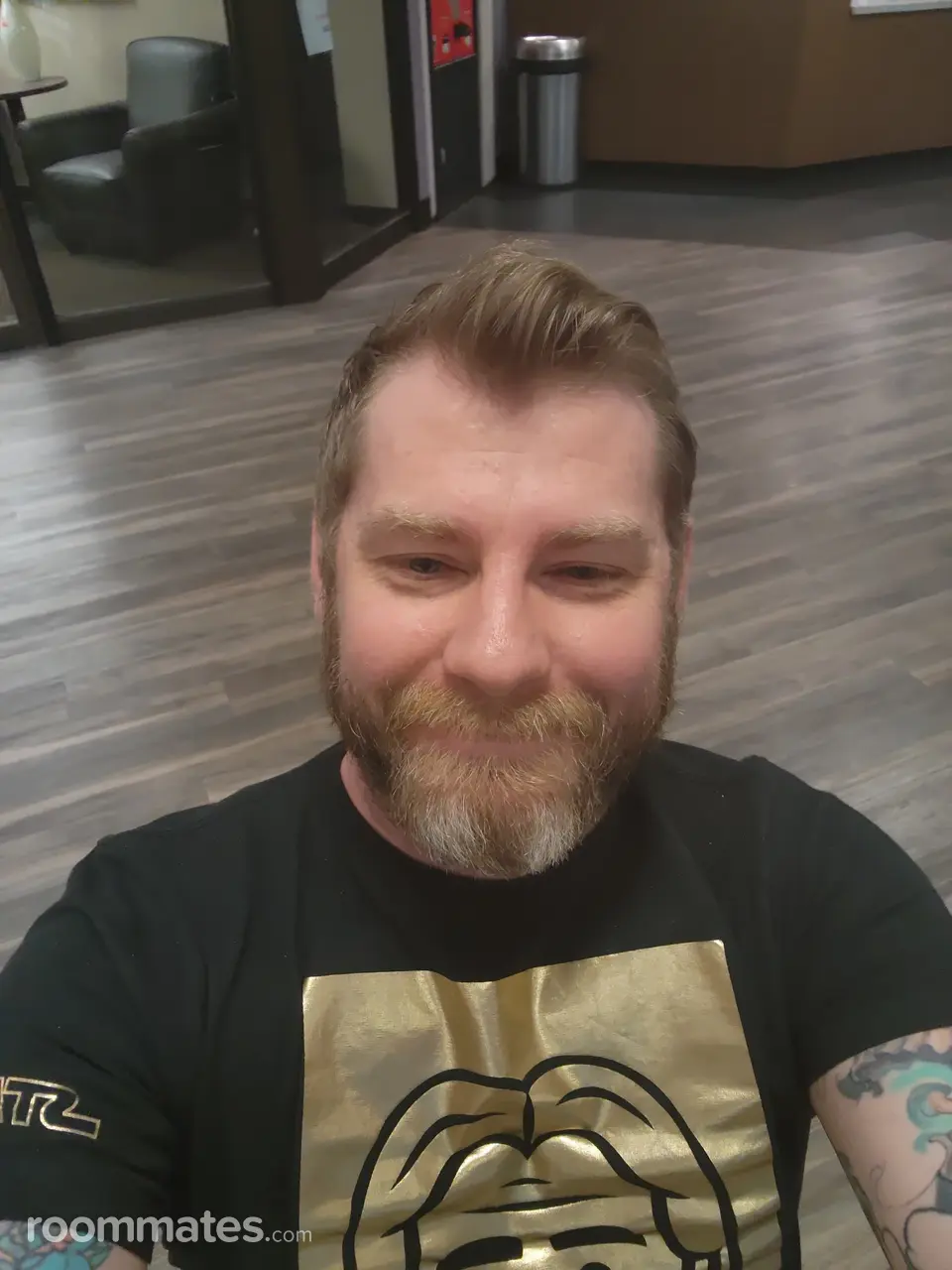 Profile photo 5 of 5