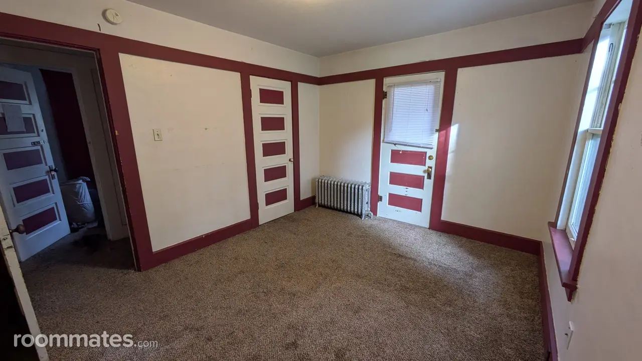 Profile photo 5 of 8