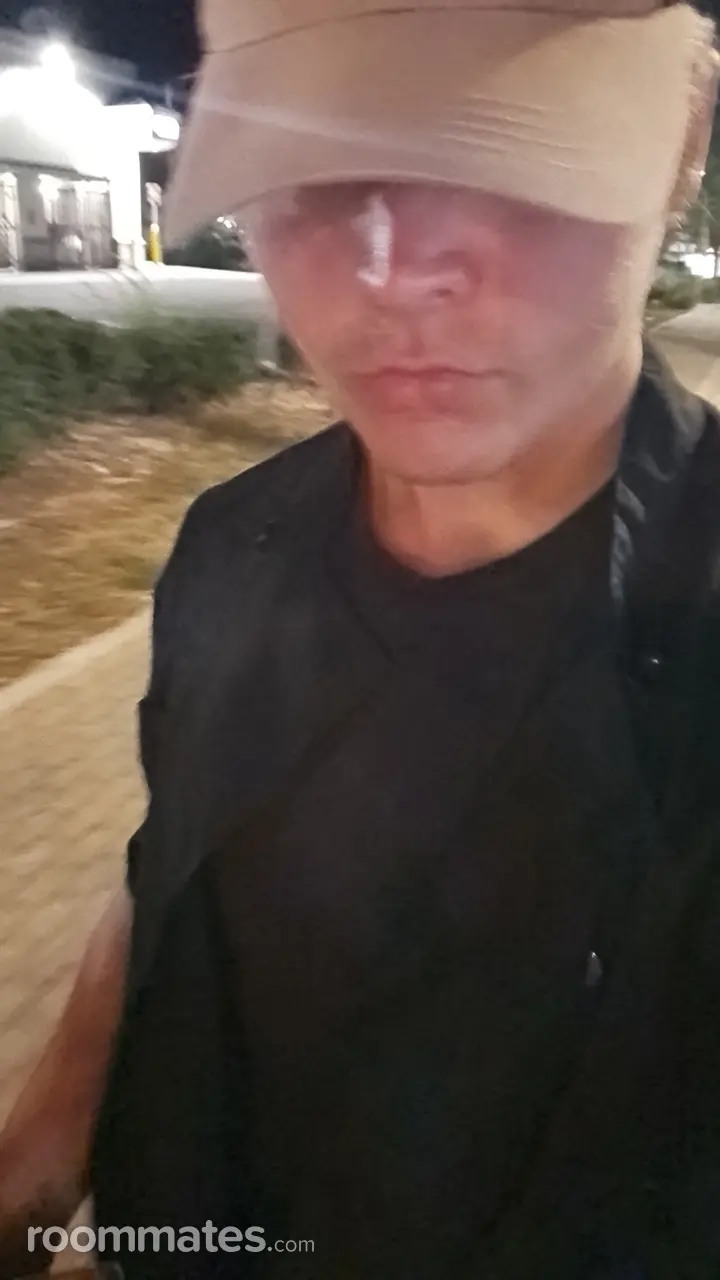 Profile photo 6 of 6