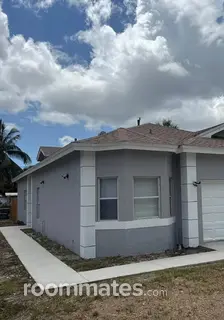 Room for rent in Fort Lauderdale, FL $950, house