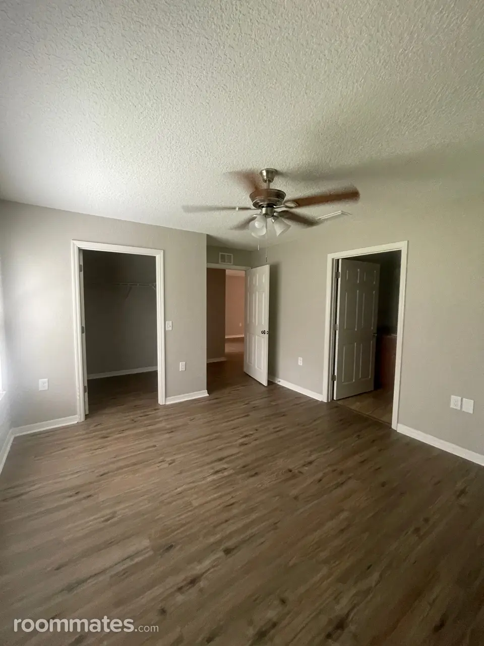 Profile photo 4 of 9