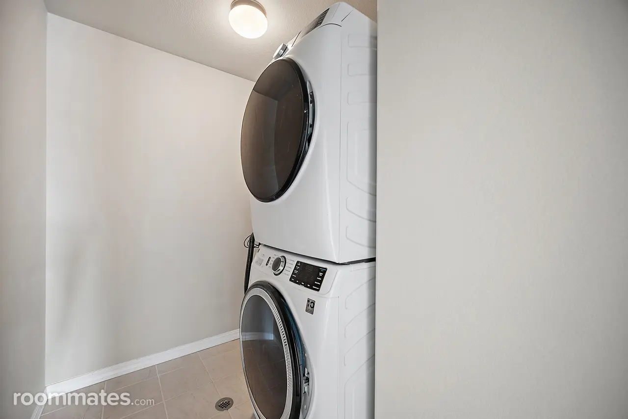 Profile photo 2 of 9