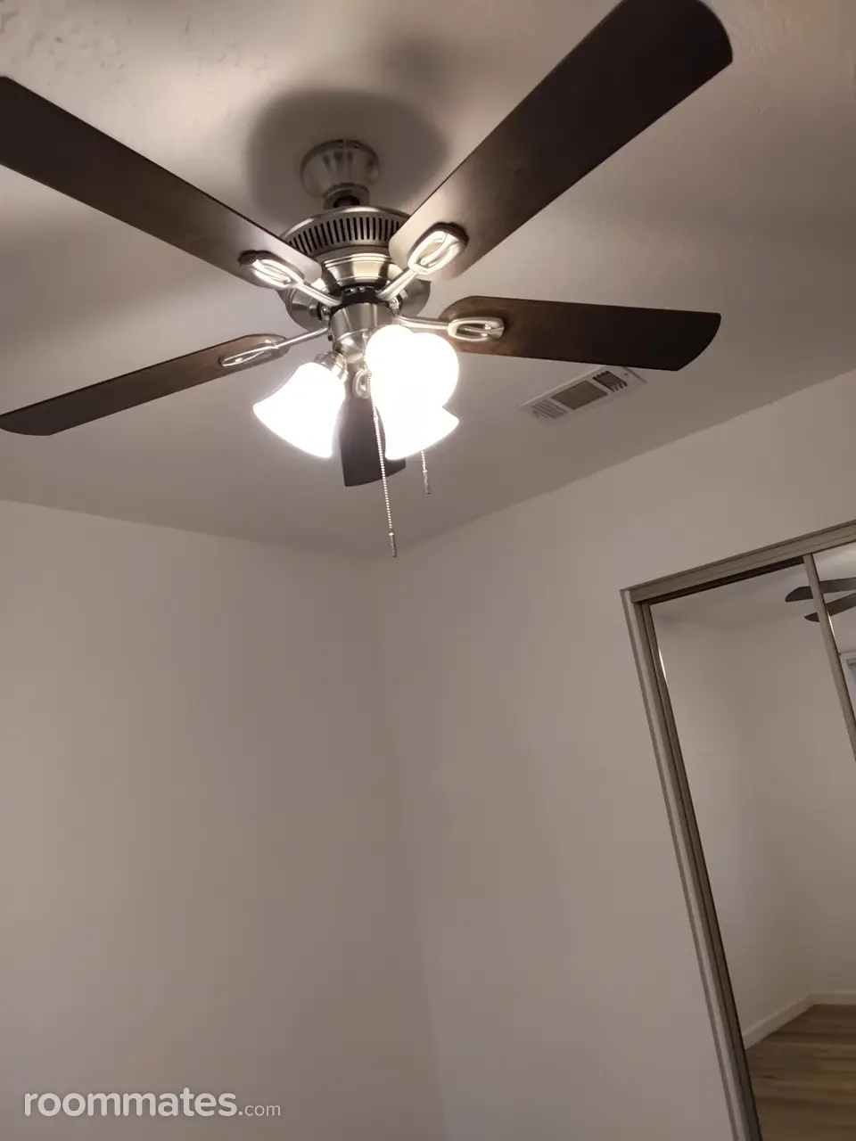 Profile photo 9 of 11