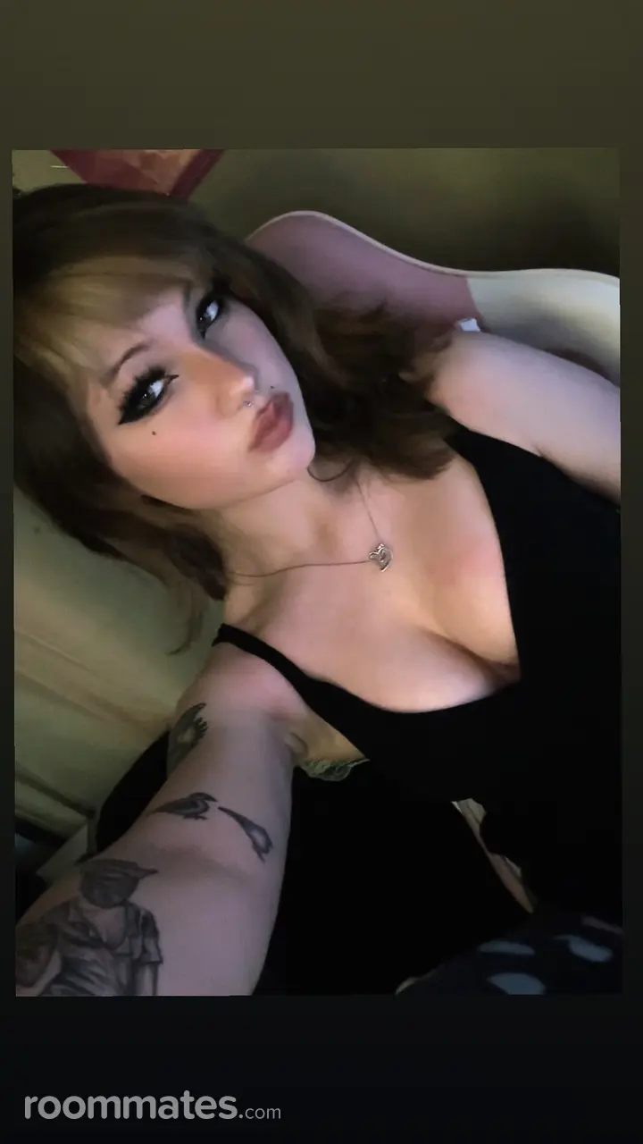 Profile photo 1 of 1