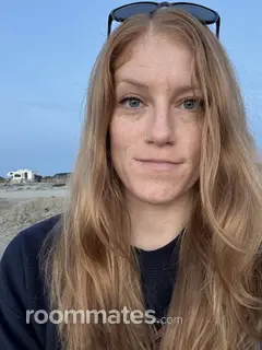 Roommate looking Carlsbad, CA, $1300