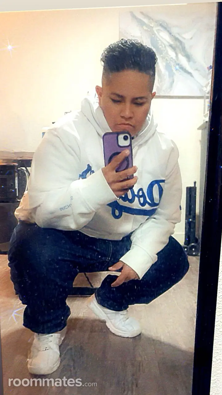 Profile photo 1 of 1