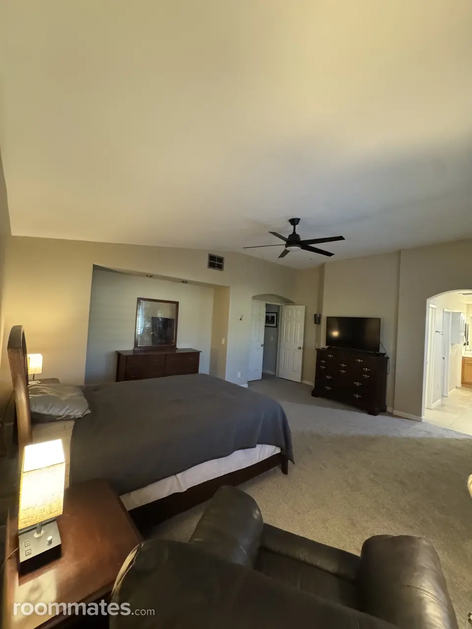 Profile photo 1 of 15