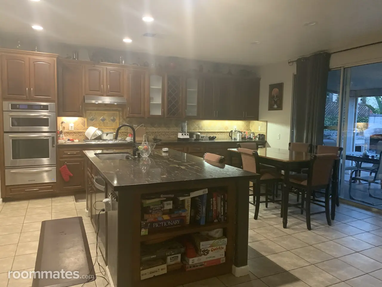 Profile photo 11 of 15