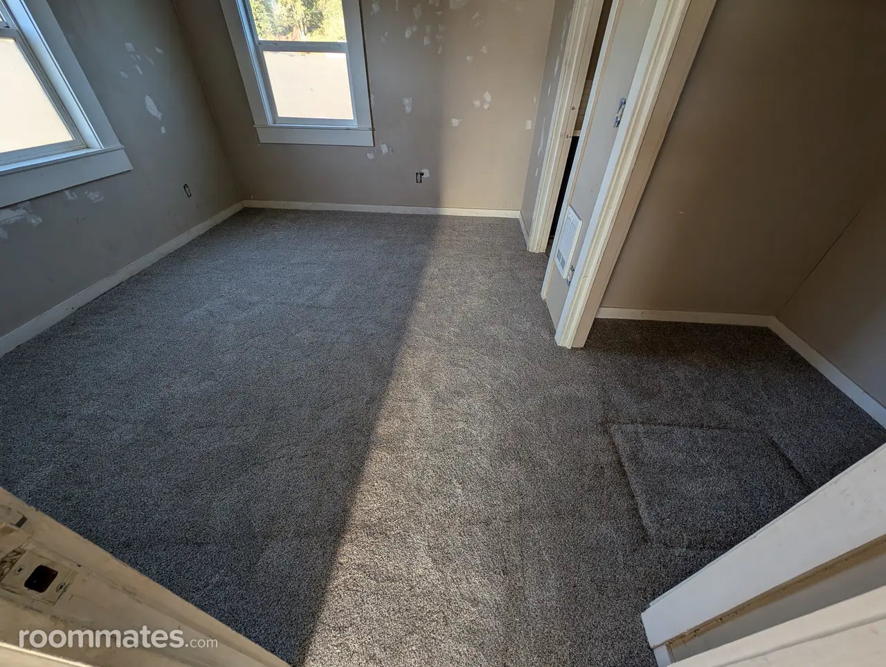 Profile photo 4 of 13