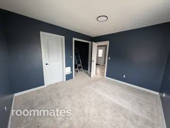 Room for rent in Turner, OR $800, house