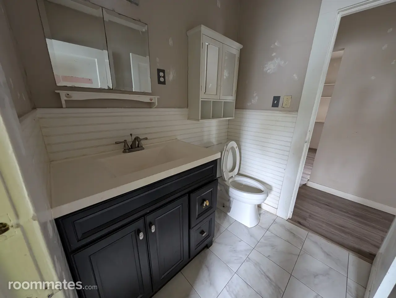 Profile photo 5 of 13