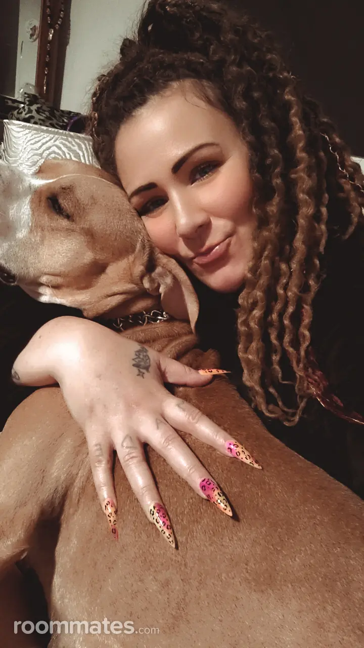 Profile photo 4 of 6