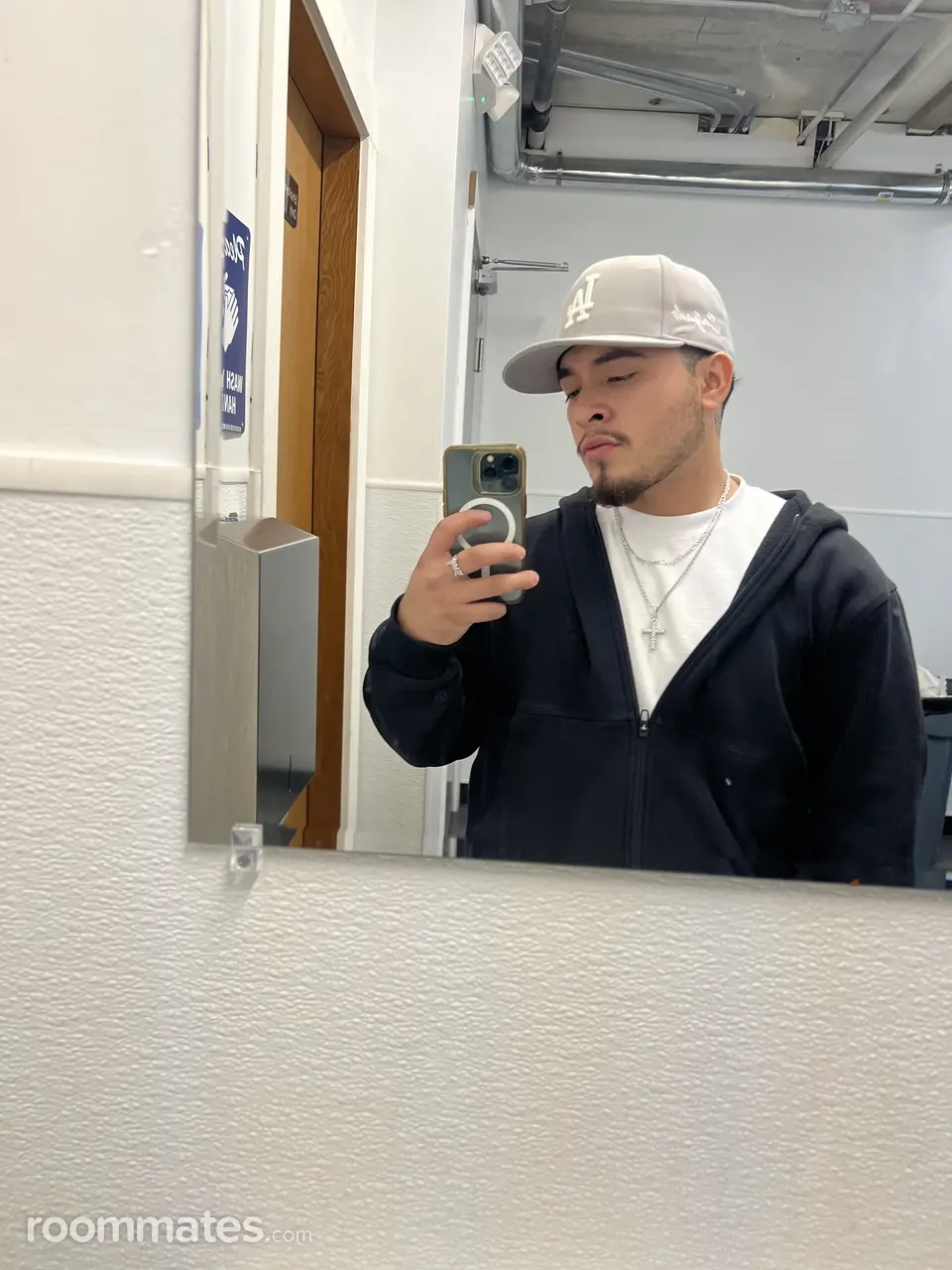 Profile photo 5 of 5