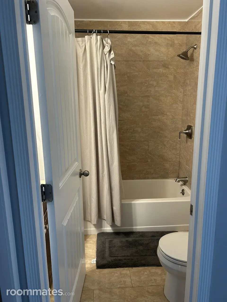 Profile photo 7 of 8