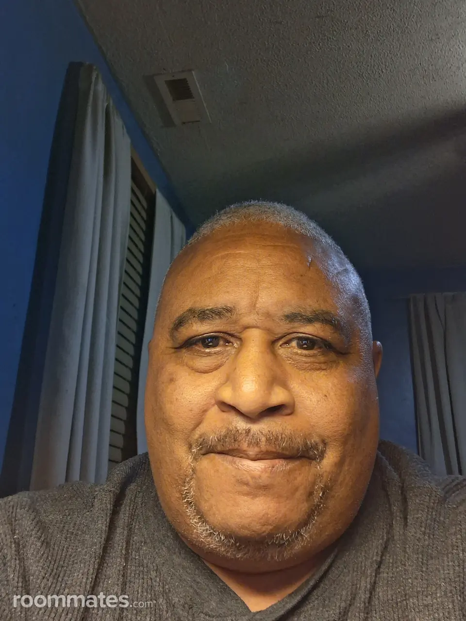 Profile photo 1 of 1