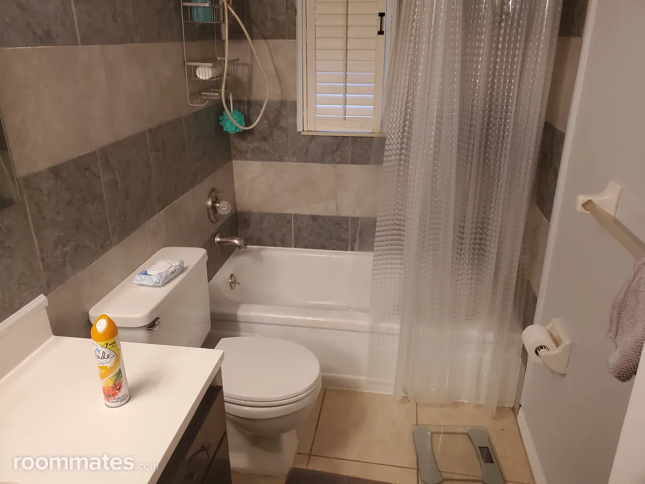 Profile photo 2 of 4