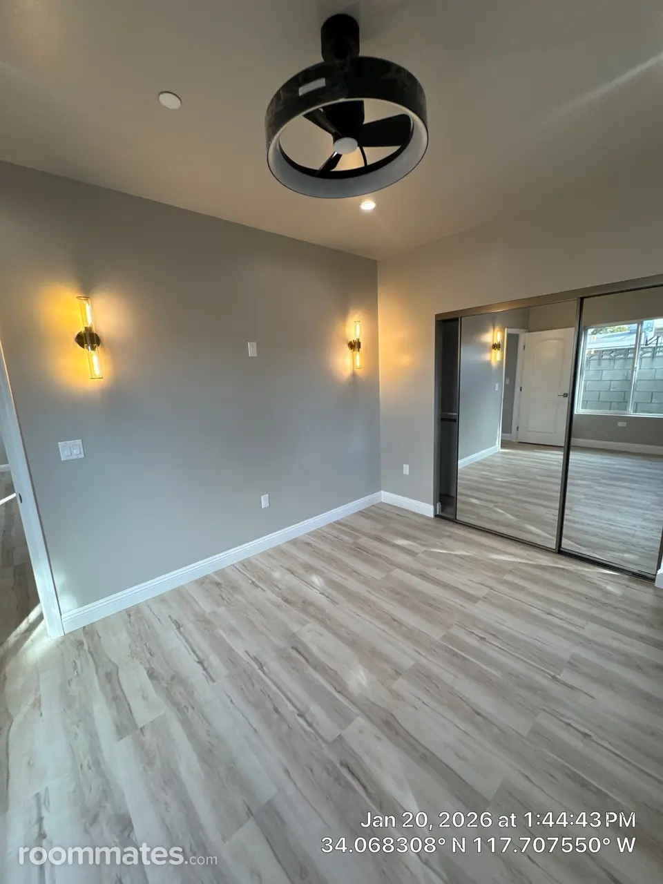 Profile photo 1 of 11