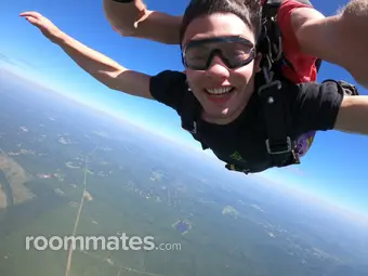 Roommate looking Newport Beach, CA, $2000