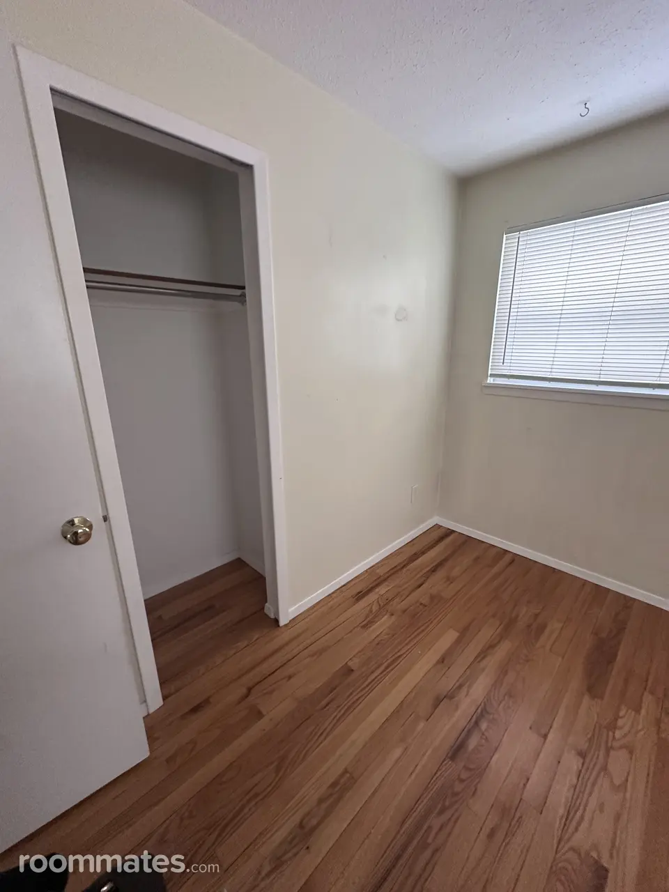 Profile photo 1 of 2