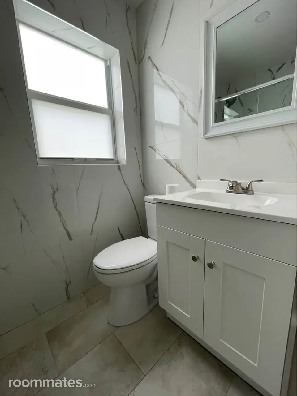 Profile photo 4 of 8