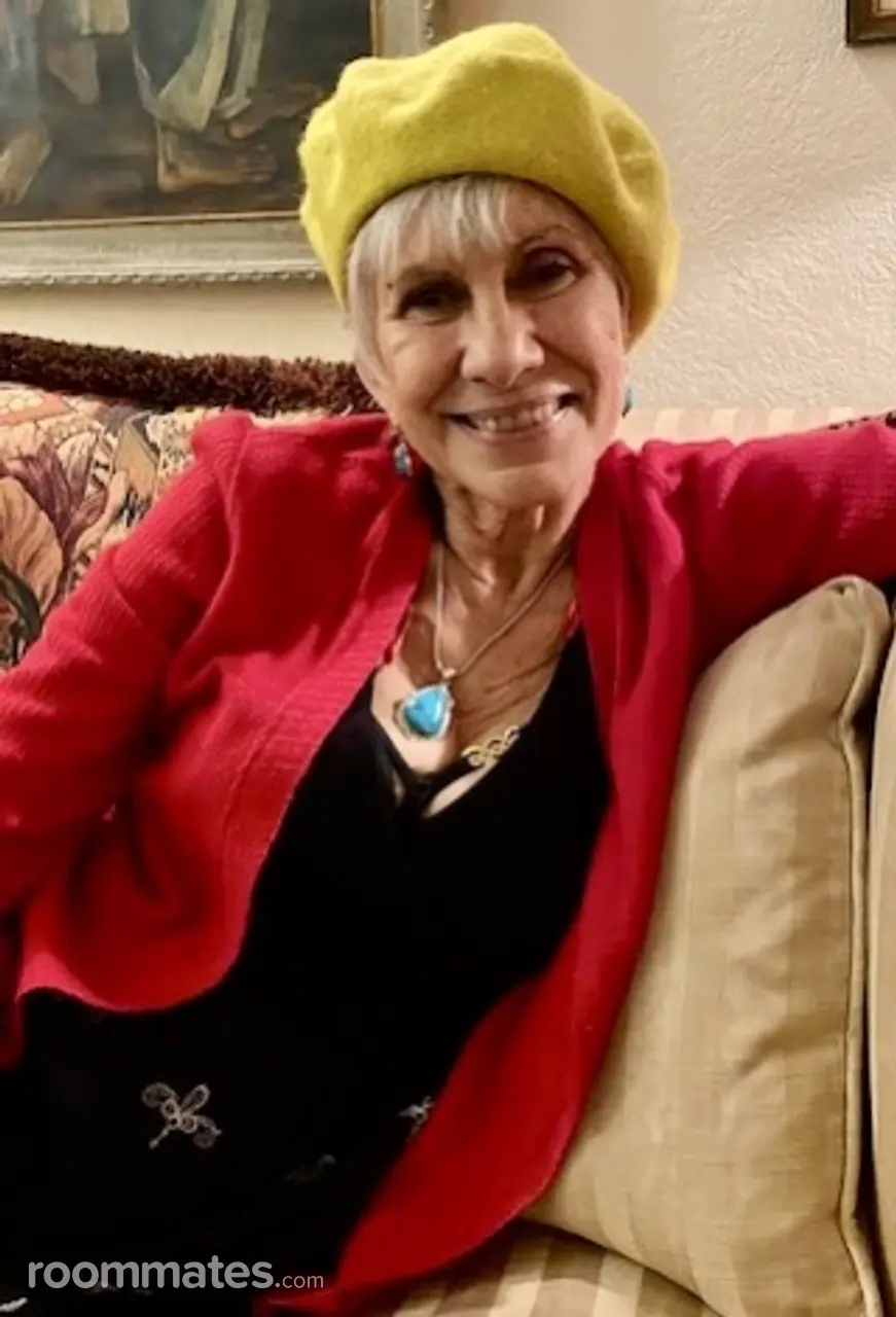 Profile photo 7 of 7