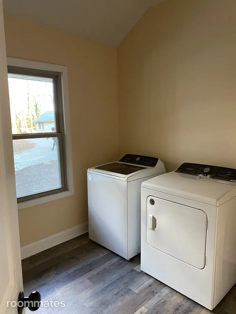 Profile photo 4 of 10