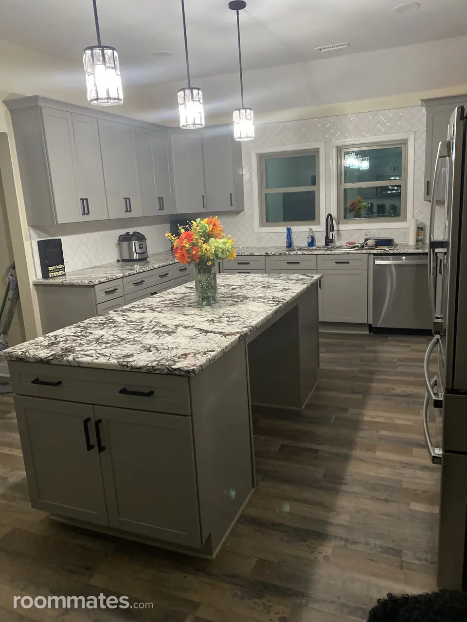 Profile photo 9 of 10