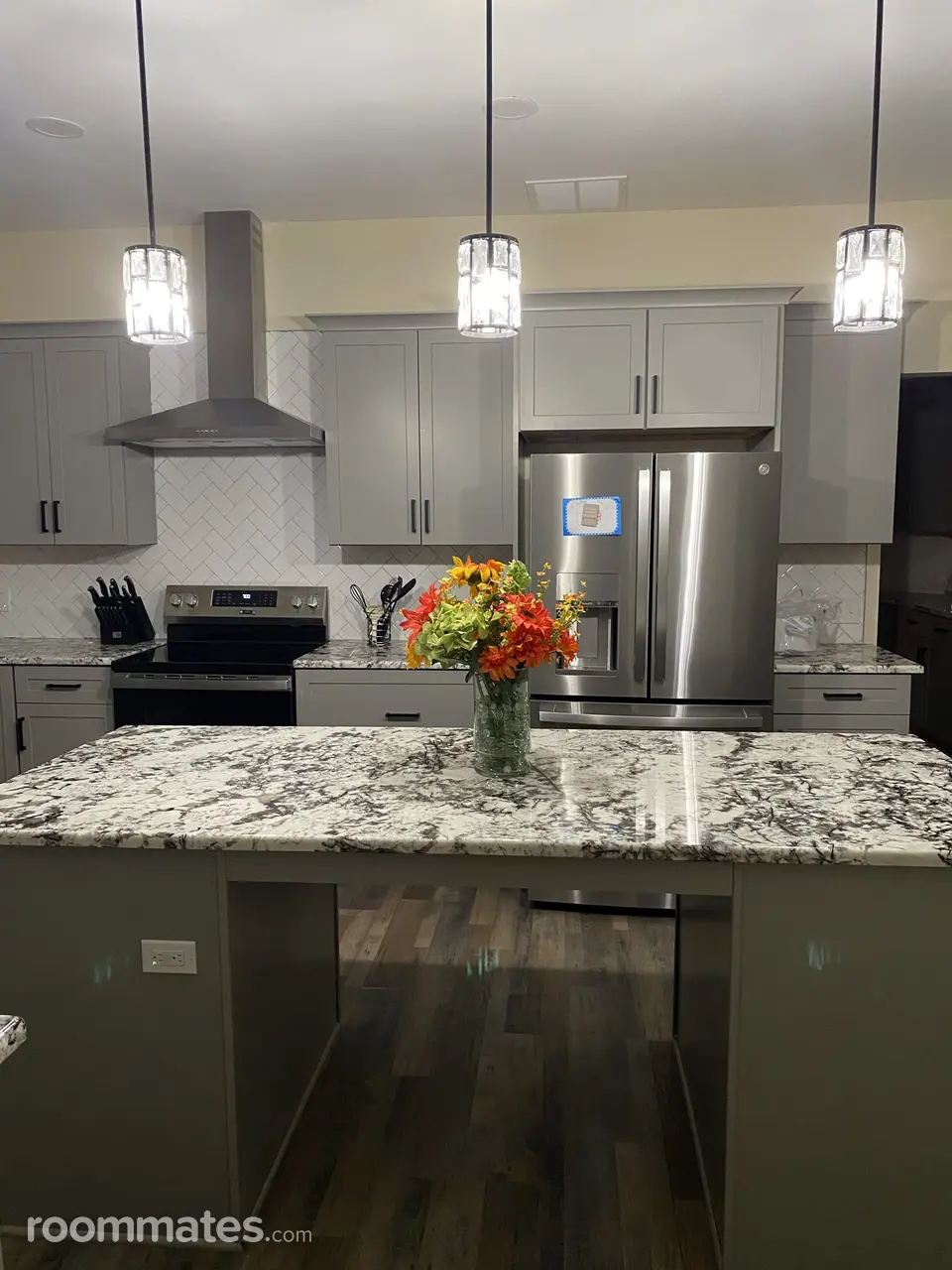 Profile photo 8 of 10