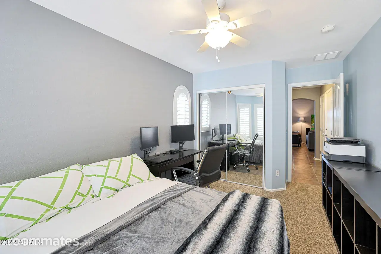 Profile photo 1 of 11