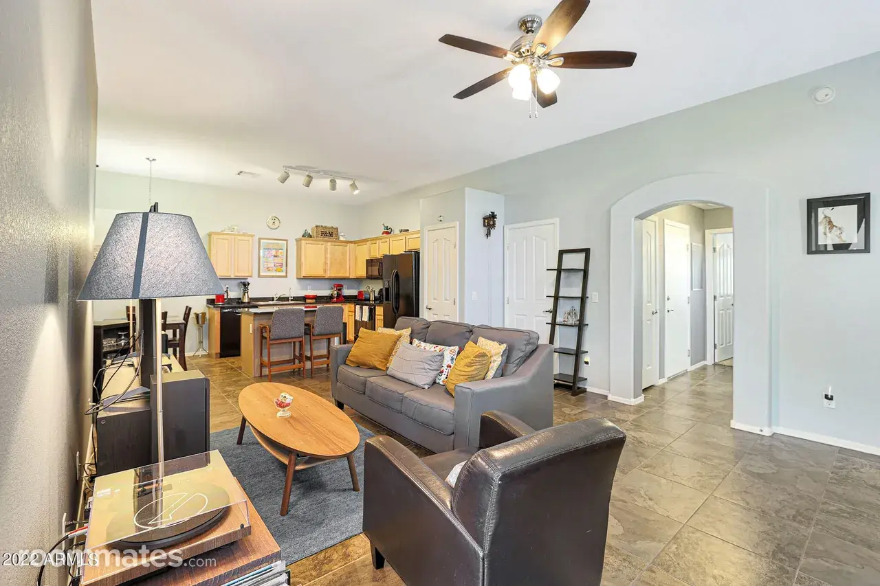 Profile photo 5 of 11