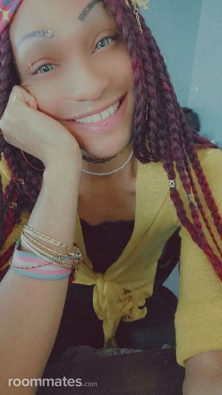 Profile photo 1 of 7