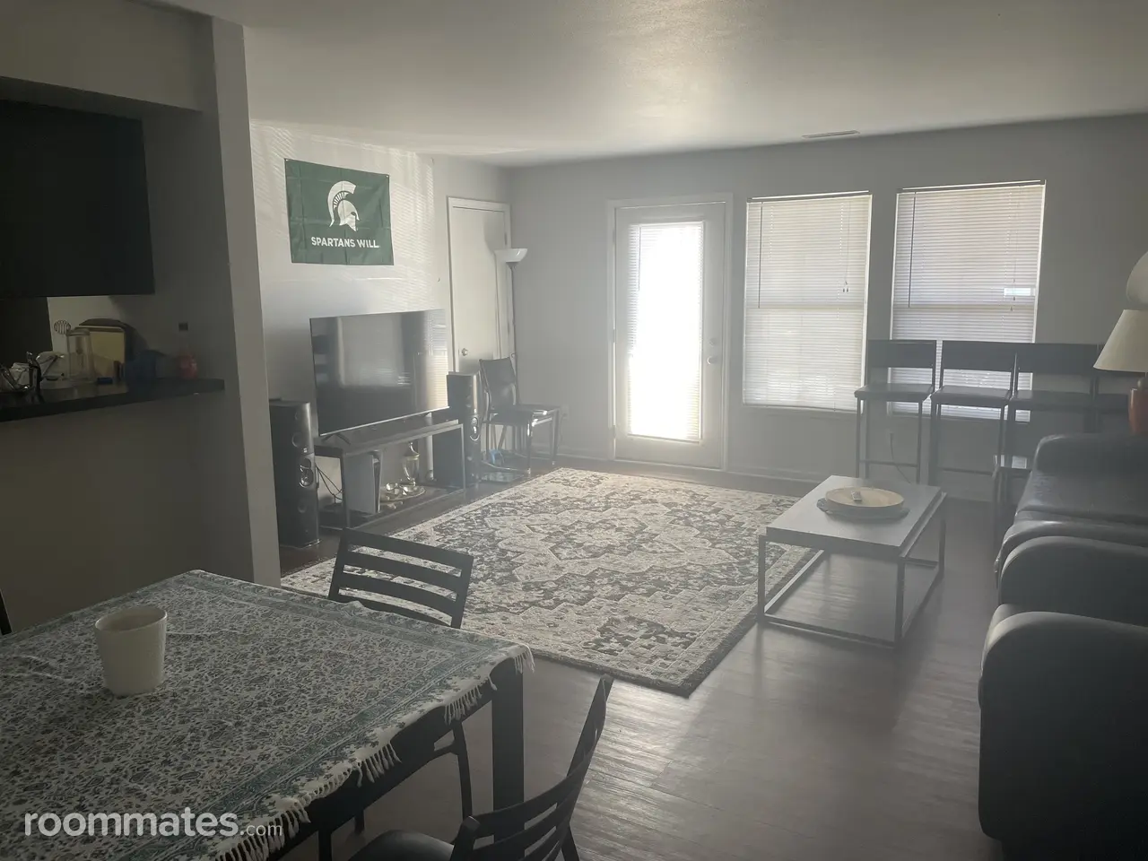 Profile photo 6 of 11