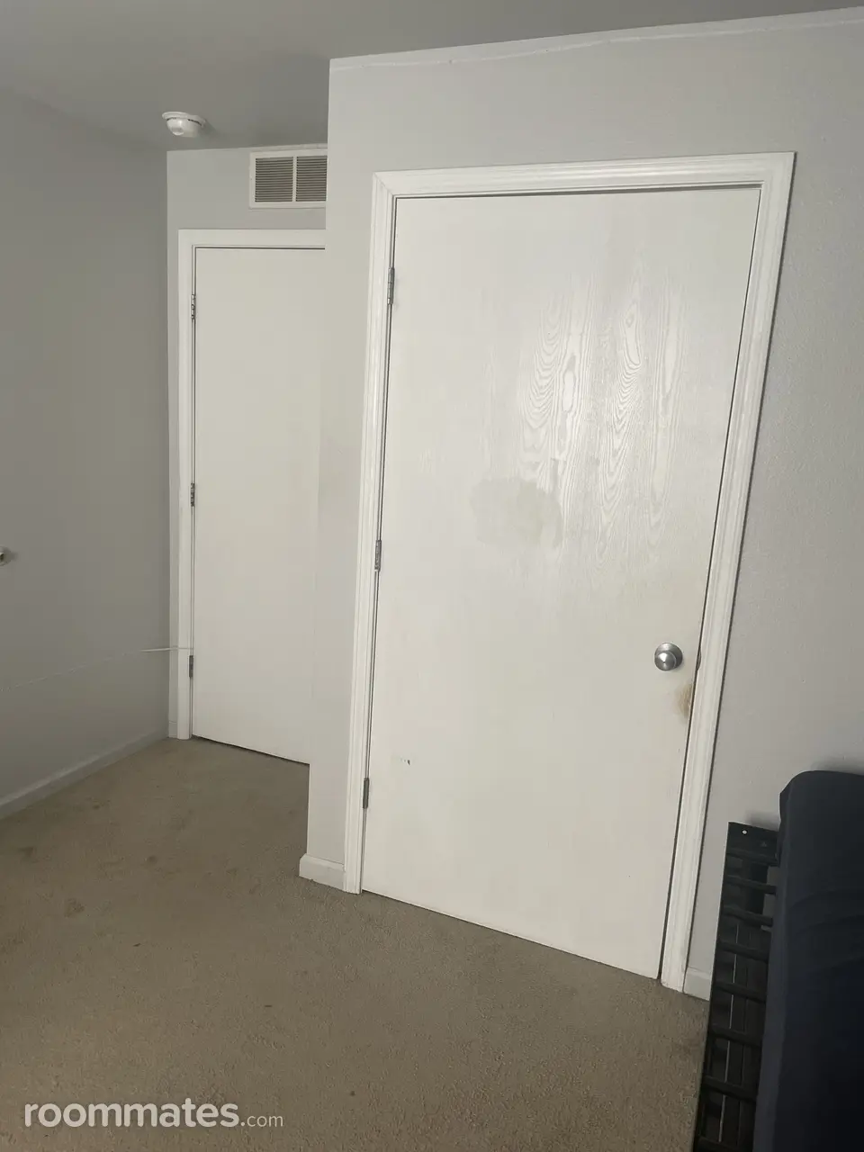 Profile photo 1 of 11