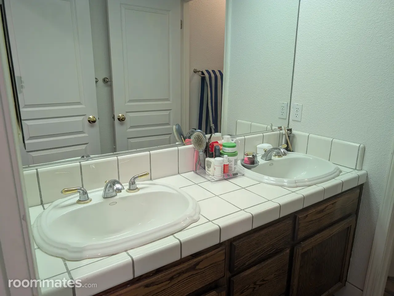 Profile photo 3 of 9