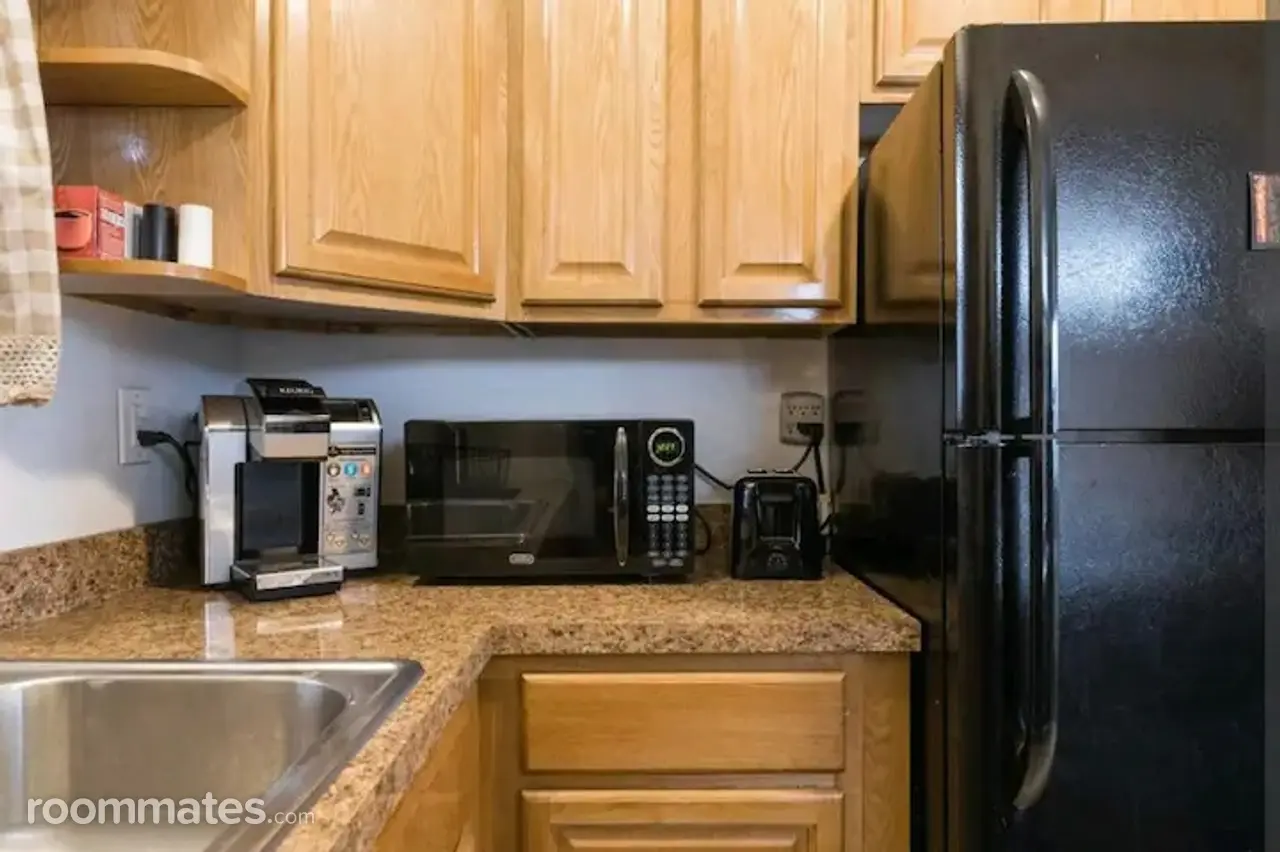 Profile photo 2 of 4