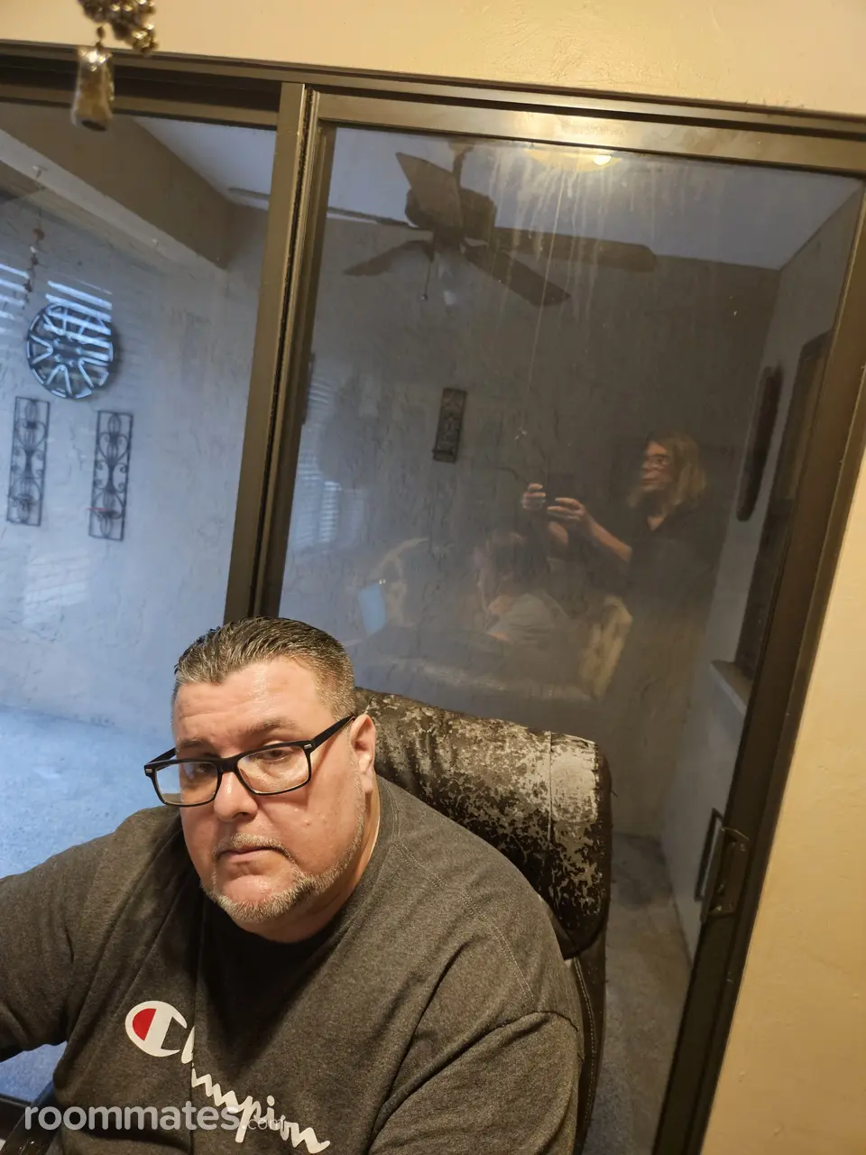 Profile photo 10 of 10