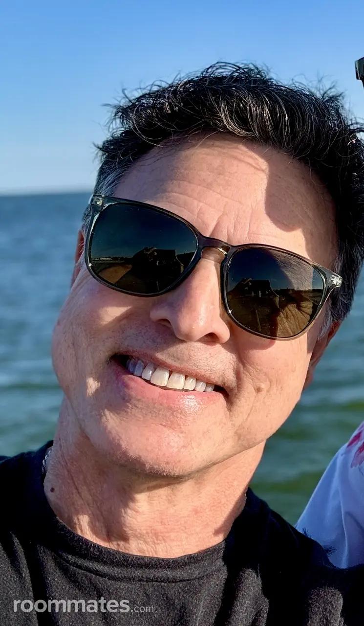 Profile photo 6 of 8