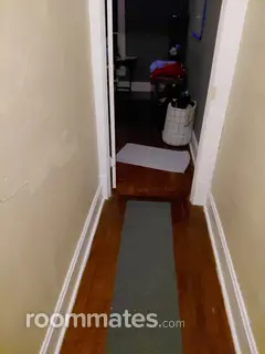 Room for rent in Rockford, IL $700, house