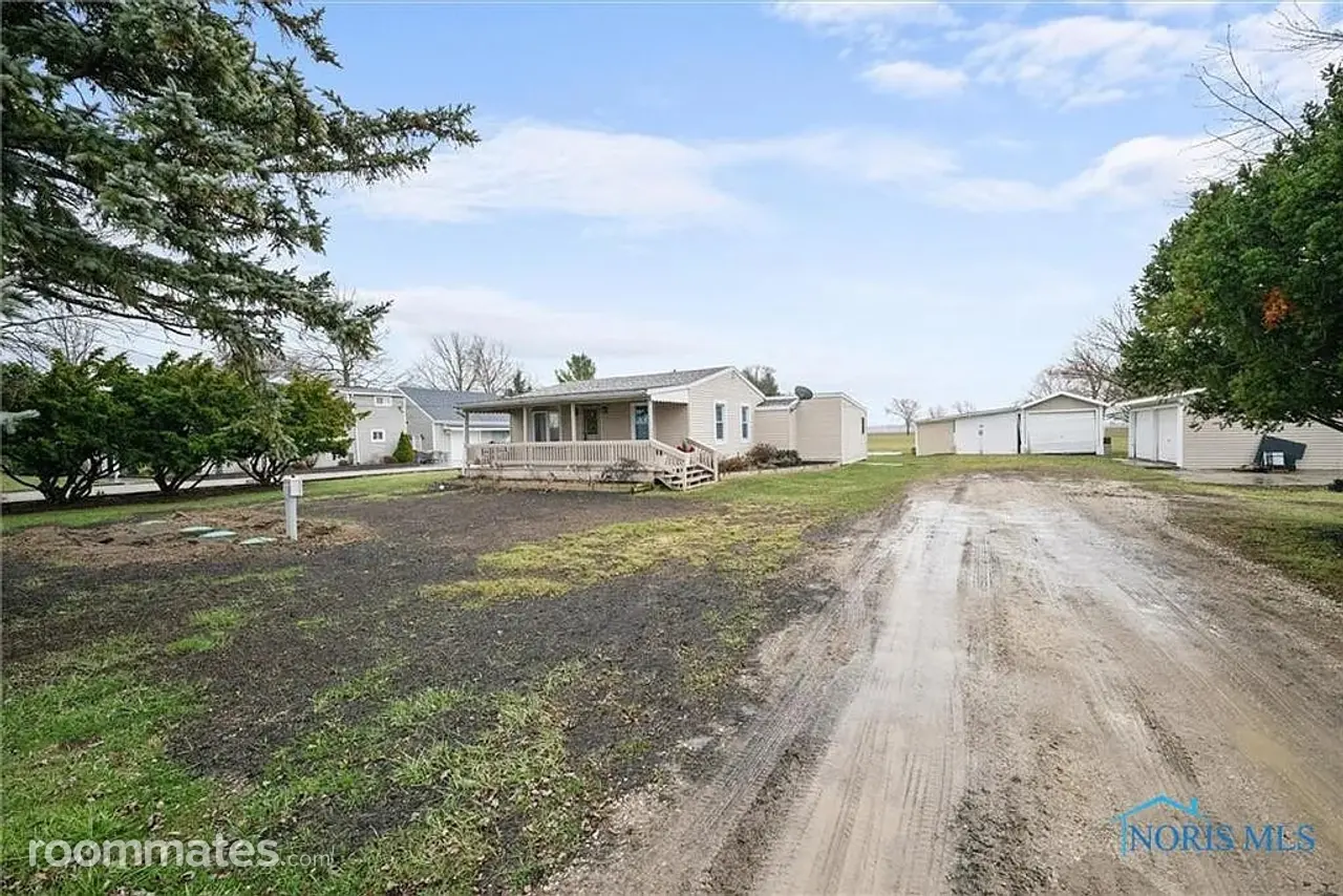 Profile photo 2 of 19