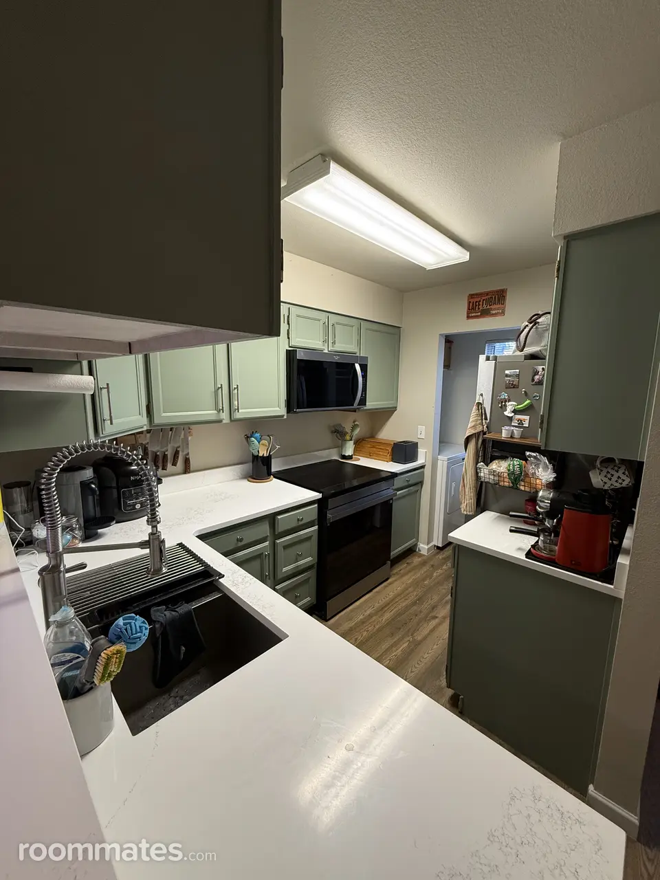 Profile photo 3 of 9